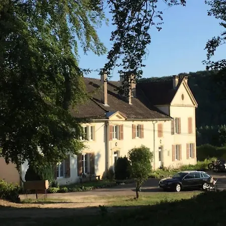 فيلة Domaine Du Val Bruant آخْك أو بارْوا